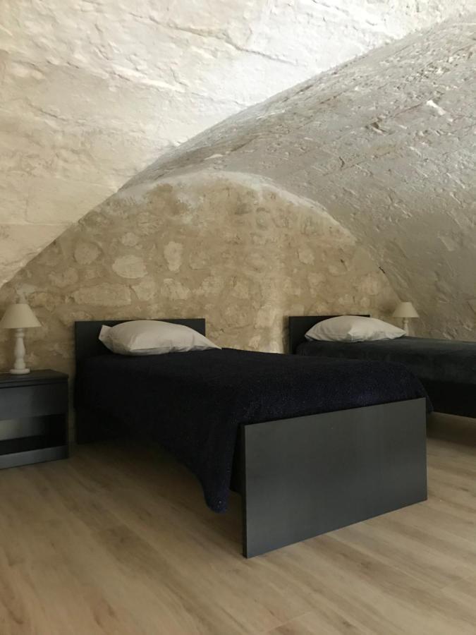 Les Remparts Флёри Экстерьер фото